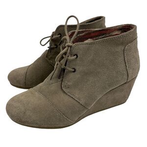 Toms Desert Ankle Boots Booties Womens Size 10 Tan Suede Lace Up Wedge 10006257